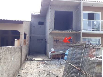 Ref 295 - Ampla Casa à 1 quadra do Mar, em Finalização, no Balneário Caravelas